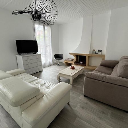 Vivez Au Coeur Historique - St Francois - Grand Appartement Confortable Хавър Екстериор снимка