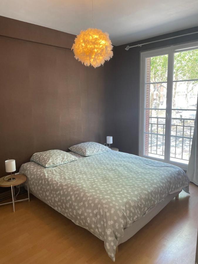 Vivez Au Coeur Historique - St Francois - Grand Appartement Confortable Хавър Екстериор снимка